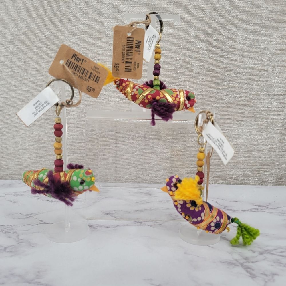 Peir 1 Vintage Keychains / Christmas Stocking Stuffers Beaded Birds NEW Gifts
